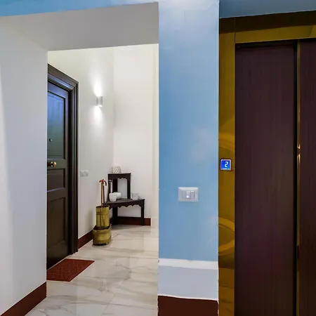 De Vivo Realty - Coco's