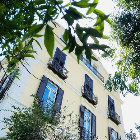 Bed and Breakfast Coco's - De Vivo Realty